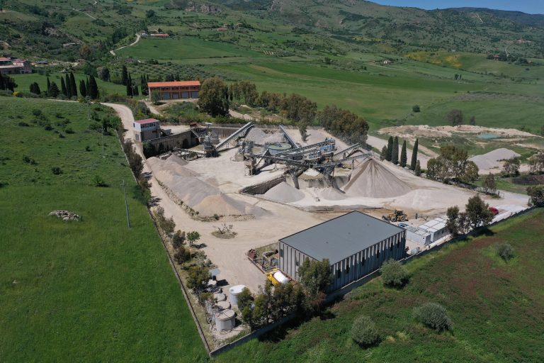 Nord Sud Impianti srl – Cava di estrazione per la produzione e vendita di materiali inerti